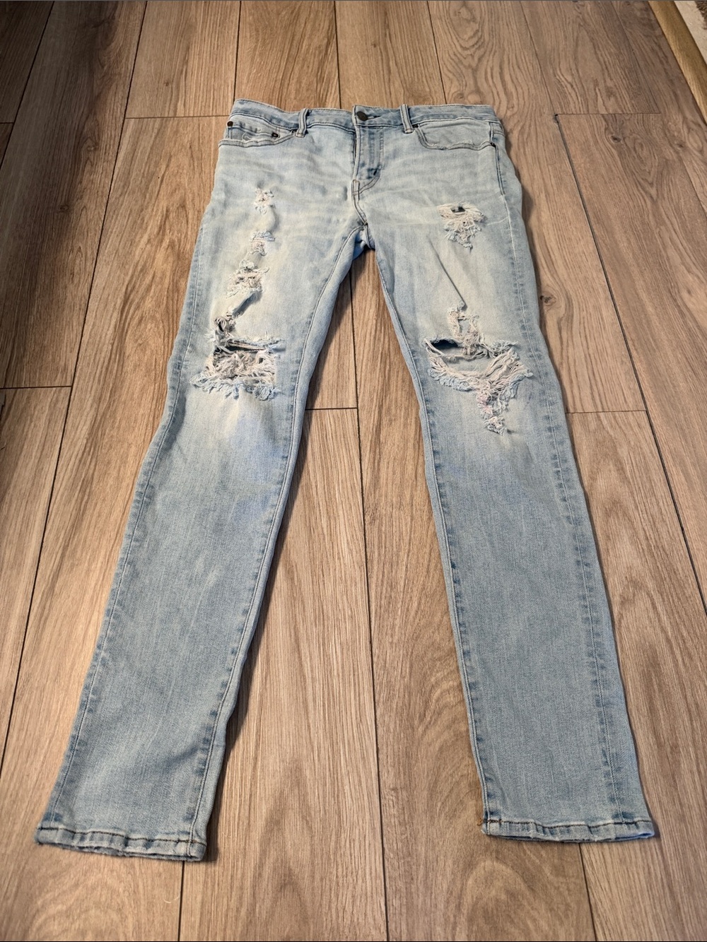 American Eagle Outfitters Light Blue Distressed Stacked Skinny Jeans